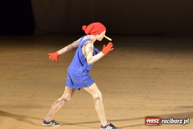 Zdjęcie w galerii na portalu naszraciborz.pl: Pinokio, chłopiec z drewna na scenie RCK wiadomości z regionu