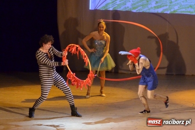 Zdjęcie w galerii na portalu naszraciborz.pl: Pinokio, chłopiec z drewna na scenie RCK wiadomości z regionu