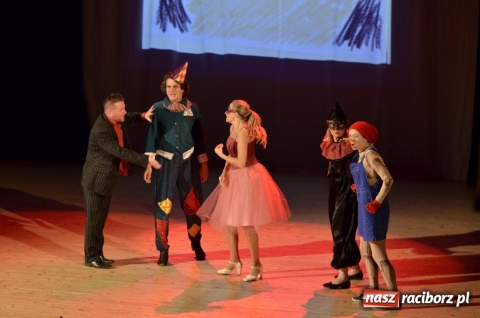 Zdjęcie w galerii na portalu naszraciborz.pl: Pinokio, chłopiec z drewna na scenie RCK wiadomości z regionu