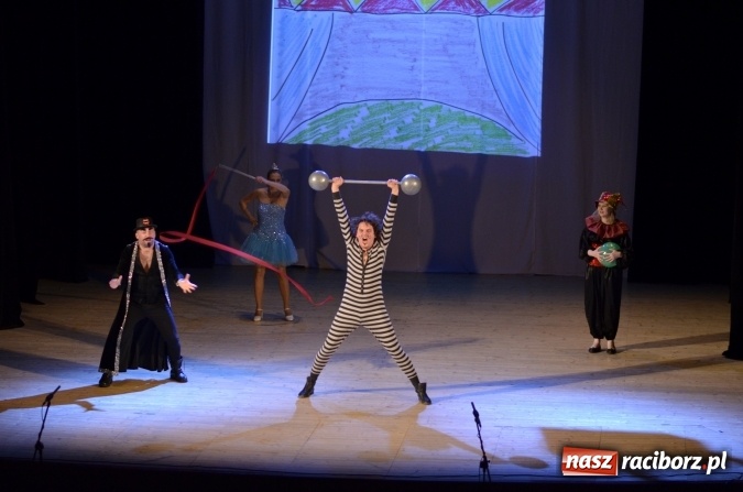 Zdjęcie w galerii na portalu naszraciborz.pl: Pinokio, chłopiec z drewna na scenie RCK wiadomości z regionu