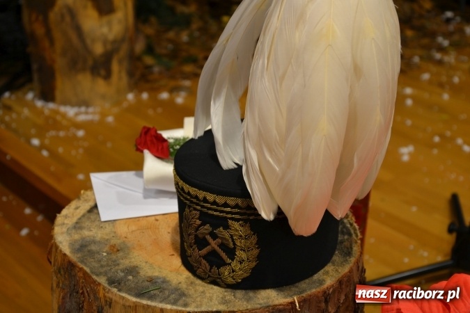 Zdjęcie w galerii na portalu naszraciborz.pl: W pośpiechu na Święta Bożego Narodzenia - widowisko wigilijne na Zamku Piastowskim wiadomości z regionu