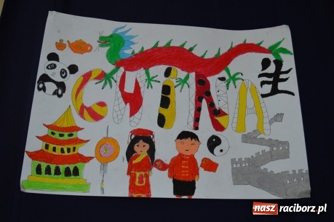 Zdjęcie w galerii na portalu naszraciborz.pl: Uczniowie Szkoły Podstawowej nr 4 śpiewają po chińsku i po czesku  wiadomości z regionu