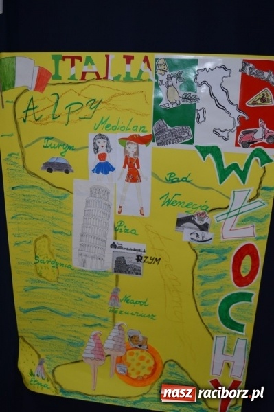 Zdjęcie w galerii na portalu naszraciborz.pl: Uczniowie Szkoły Podstawowej nr 4 śpiewają po chińsku i po czesku  wiadomości z regionu