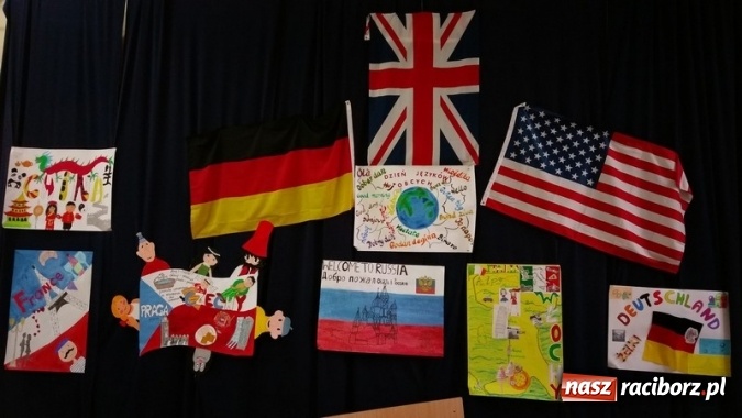 Zdjęcie w galerii na portalu naszraciborz.pl: Uczniowie Szkoły Podstawowej nr 4 śpiewają po chińsku i po czesku  wiadomości z regionu