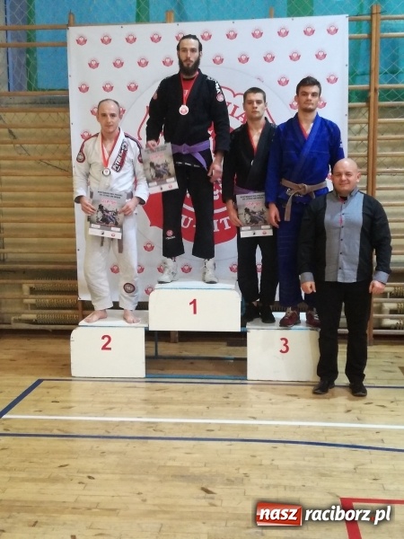 Zdjęcie w galerii na portalu naszraciborz.pl: Trzy medale Łamatorów na Mistrzostwach Polski Ju-jitsu Newaza  wiadomości z regionu