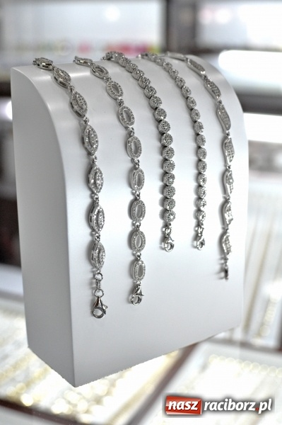 Zdjęcie w galerii na portalu naszraciborz.pl: Jubiler Pośpiech - idealny prezent na Gwiazdkę wiadomości z regionu