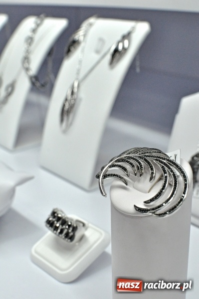 Zdjęcie w galerii na portalu naszraciborz.pl: Jubiler Pośpiech - idealny prezent na Gwiazdkę wiadomości z regionu