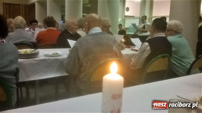 Zdjęcie w galerii na portalu naszraciborz.pl: Wigilia dla starszych w Rudach wiadomości z regionu