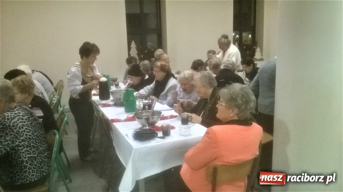 Zdjęcie w galerii na portalu naszraciborz.pl: Wigilia dla starszych w Rudach wiadomości z regionu
