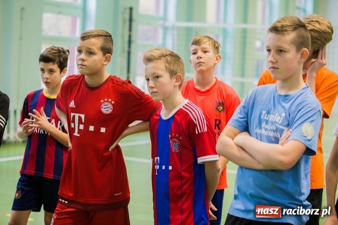 Zdjęcie w galerii na portalu naszraciborz.pl: Turniej Dwójek Siatkarskich Dziewcząt i Chłopców klas VI wiadomości z regionu