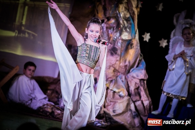 Zdjęcie w galerii na portalu naszraciborz.pl: Gdzie jest nasze Betlejem, czyli jasełka w SP 13 wiadomości z regionu