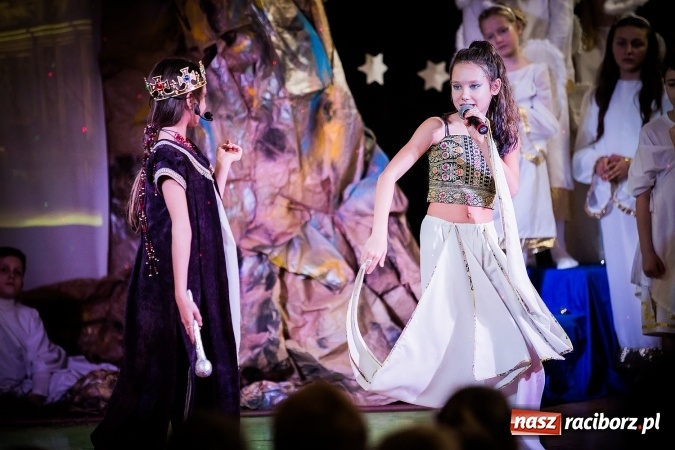 Zdjęcie w galerii na portalu naszraciborz.pl: Gdzie jest nasze Betlejem, czyli jasełka w SP 13 wiadomości z regionu