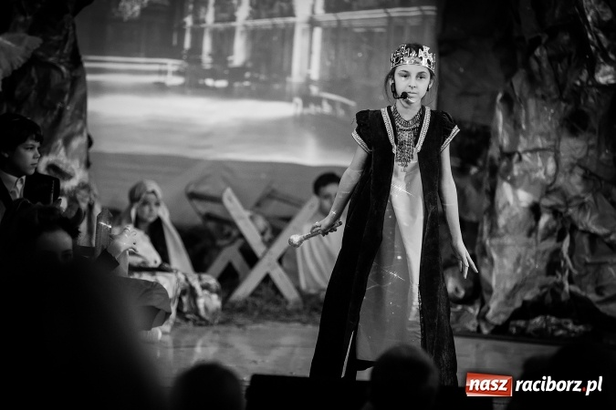 Zdjęcie w galerii na portalu naszraciborz.pl: Gdzie jest nasze Betlejem, czyli jasełka w SP 13 wiadomości z regionu