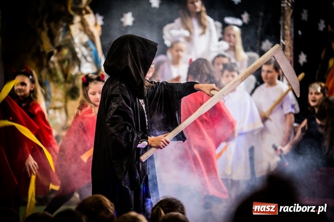 Zdjęcie w galerii na portalu naszraciborz.pl: Gdzie jest nasze Betlejem, czyli jasełka w SP 13 wiadomości z regionu