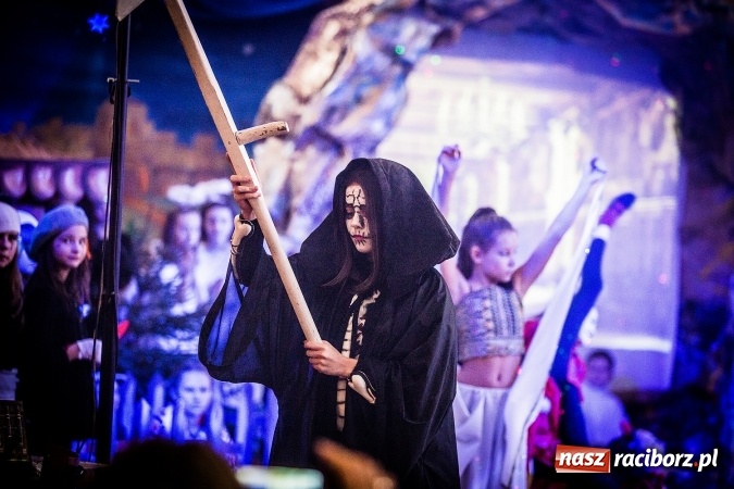 Zdjęcie w galerii na portalu naszraciborz.pl: Gdzie jest nasze Betlejem, czyli jasełka w SP 13 wiadomości z regionu