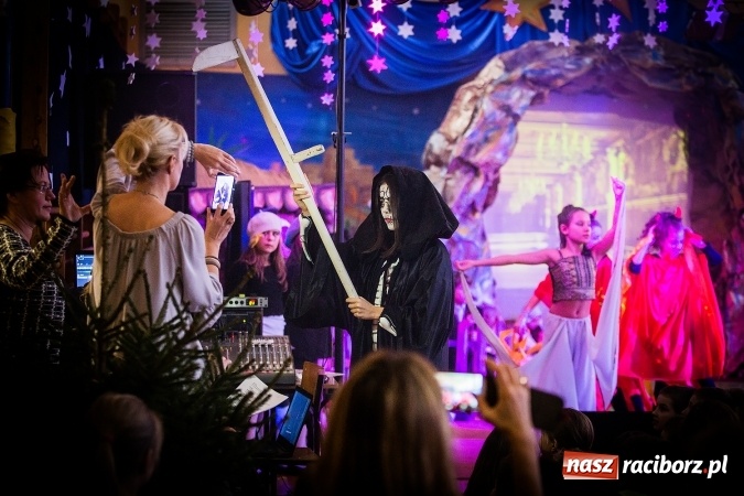 Zdjęcie w galerii na portalu naszraciborz.pl: Gdzie jest nasze Betlejem, czyli jasełka w SP 13 wiadomości z regionu