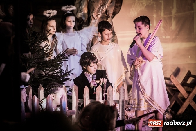 Zdjęcie w galerii na portalu naszraciborz.pl: Gdzie jest nasze Betlejem, czyli jasełka w SP 13 wiadomości z regionu