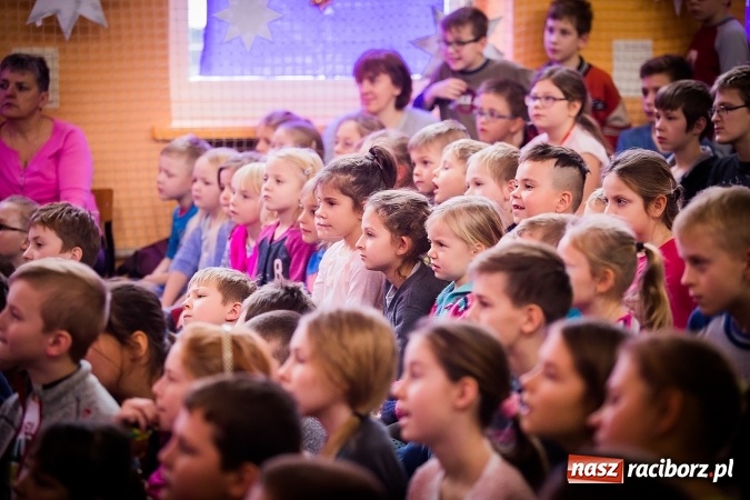 Zdjęcie w galerii na portalu naszraciborz.pl: Gdzie jest nasze Betlejem, czyli jasełka w SP 13 wiadomości z regionu