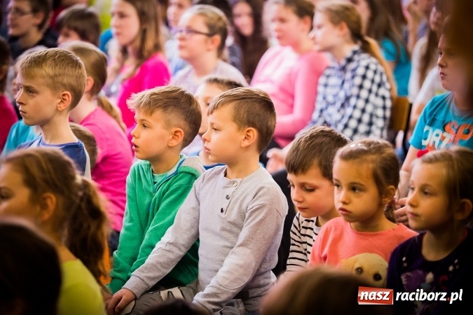 Zdjęcie w galerii na portalu naszraciborz.pl: Gdzie jest nasze Betlejem, czyli jasełka w SP 13 wiadomości z regionu