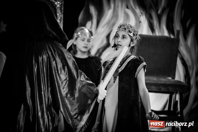 Zdjęcie w galerii na portalu naszraciborz.pl: Gdzie jest nasze Betlejem, czyli jasełka w SP 13 wiadomości z regionu