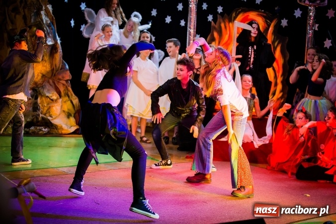 Zdjęcie w galerii na portalu naszraciborz.pl: Gdzie jest nasze Betlejem, czyli jasełka w SP 13 wiadomości z regionu