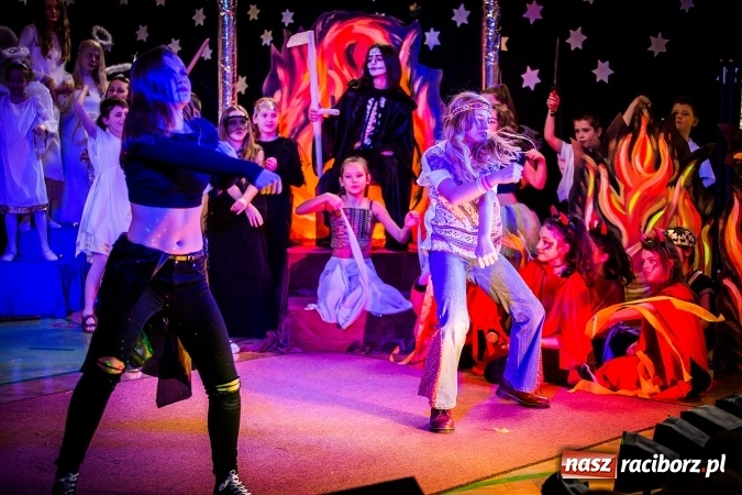 Zdjęcie w galerii na portalu naszraciborz.pl: Gdzie jest nasze Betlejem, czyli jasełka w SP 13 wiadomości z regionu