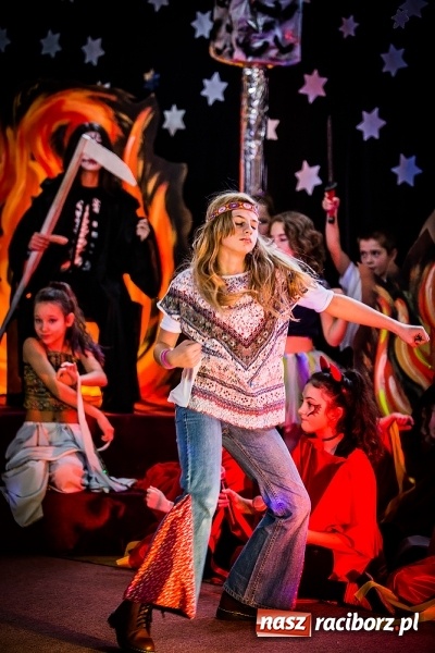 Zdjęcie w galerii na portalu naszraciborz.pl: Gdzie jest nasze Betlejem, czyli jasełka w SP 13 wiadomości z regionu