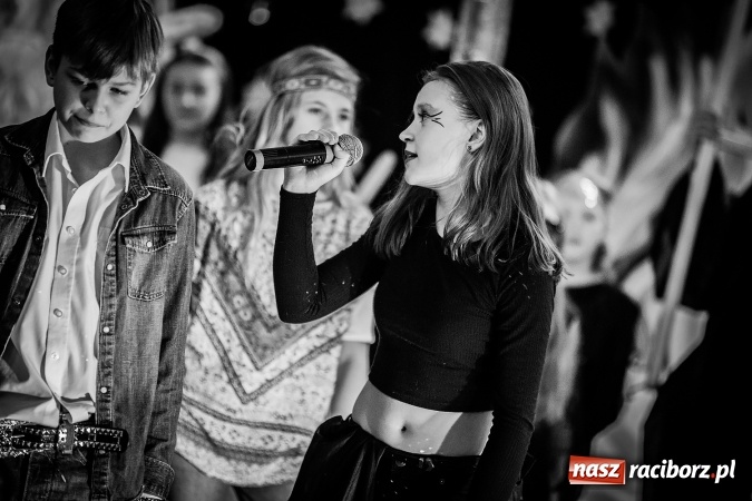 Zdjęcie w galerii na portalu naszraciborz.pl: Gdzie jest nasze Betlejem, czyli jasełka w SP 13 wiadomości z regionu