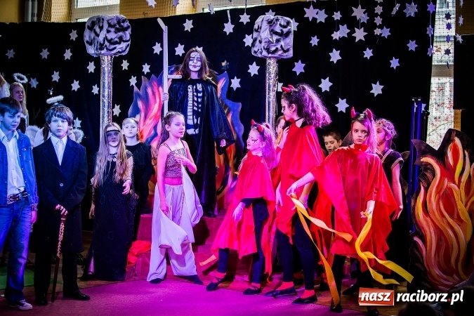 Zdjęcie w galerii na portalu naszraciborz.pl: Gdzie jest nasze Betlejem, czyli jasełka w SP 13 wiadomości z regionu