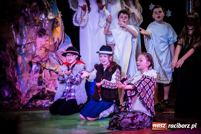 Zdjęcie w galerii na portalu naszraciborz.pl: Gdzie jest nasze Betlejem, czyli jasełka w SP 13 wiadomości z regionu