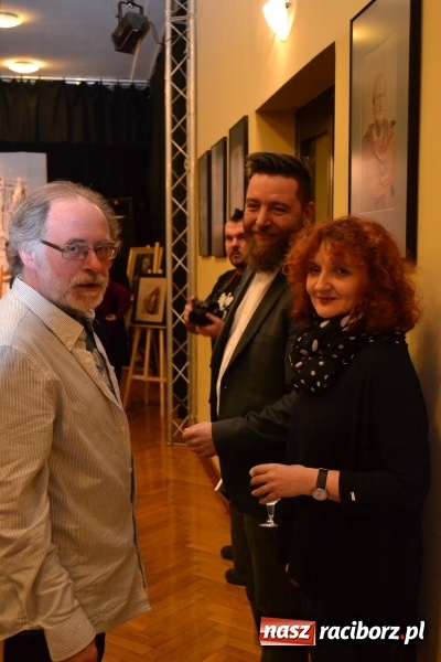 Zdjęcie w galerii na portalu naszraciborz.pl: Książęta smaku - wieczór promocyjny książki Marka Rapnickiego w Strzesze wiadomości z regionu