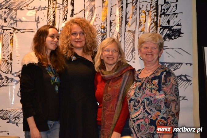 Zdjęcie w galerii na portalu naszraciborz.pl: Książęta smaku - wieczór promocyjny książki Marka Rapnickiego w Strzesze wiadomości z regionu