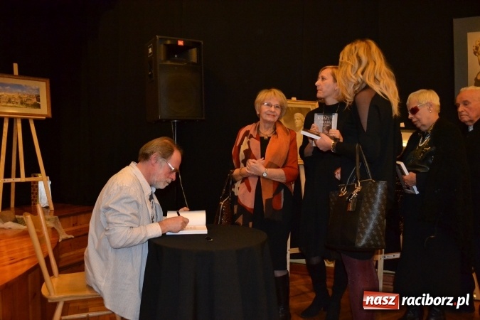 Zdjęcie w galerii na portalu naszraciborz.pl: Książęta smaku - wieczór promocyjny książki Marka Rapnickiego w Strzesze wiadomości z regionu