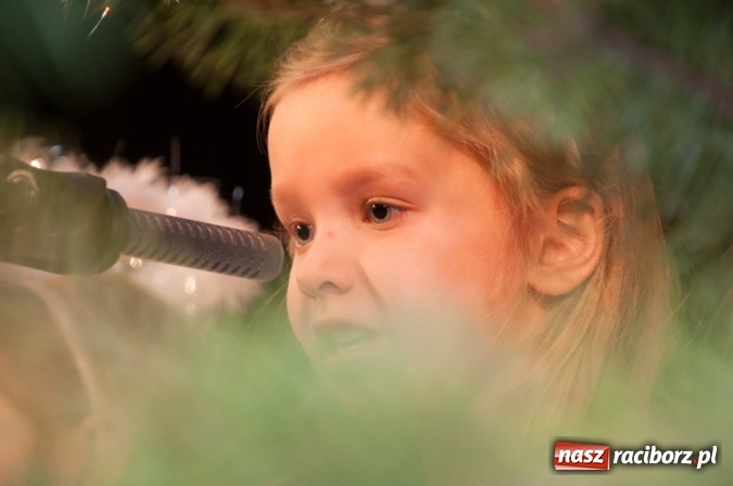 Zdjęcie w galerii na portalu naszraciborz.pl: Przedszkolaki ze Stokrotki z jasełkami na deskach Strzechy  wiadomości z regionu