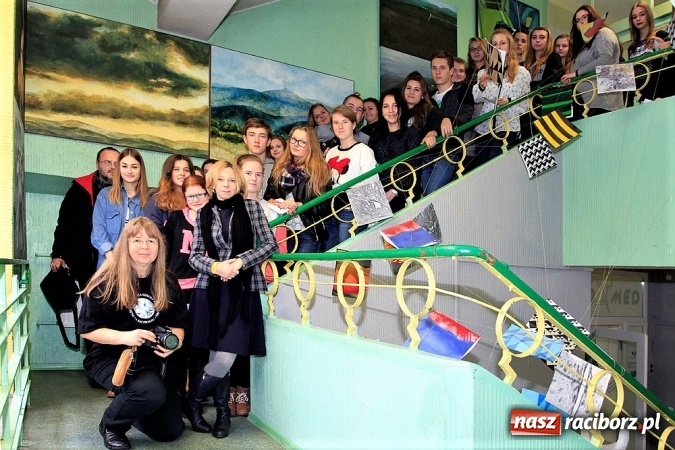 Zdjęcie w galerii na portalu naszraciborz.pl: Młodzież bytomskiego technikum zainteresowana studiami w Raciborzu  wiadomości z regionu