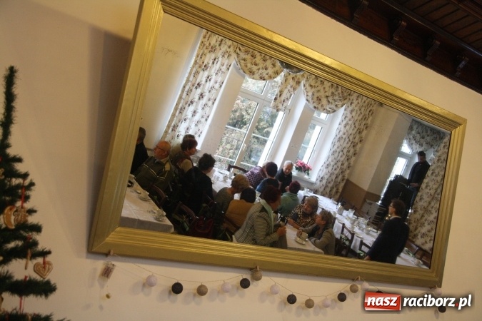 Zdjęcie w galerii na portalu naszraciborz.pl: Aktywni seniorzy z Nędzy na podsumowaniu projektu w Czernicy  wiadomości z regionu