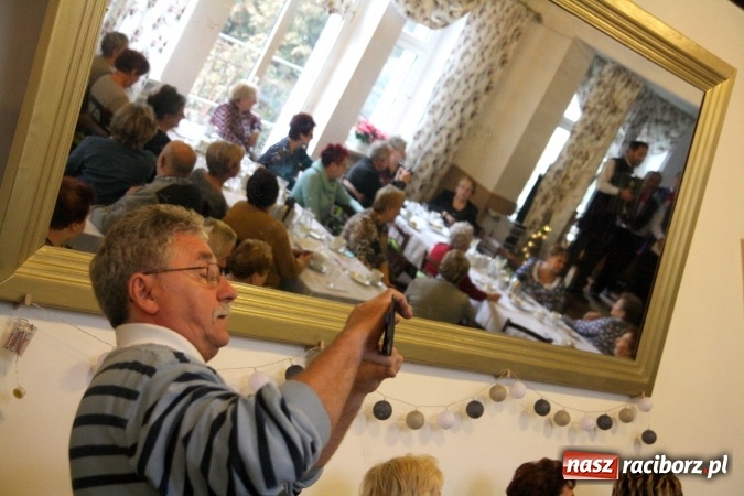 Zdjęcie w galerii na portalu naszraciborz.pl: Aktywni seniorzy z Nędzy na podsumowaniu projektu w Czernicy  wiadomości z regionu