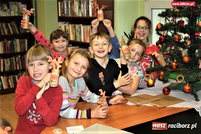 Zdjęcie w galerii na portalu naszraciborz.pl: Świąteczne warsztaty w bibliotece  wiadomości z regionu