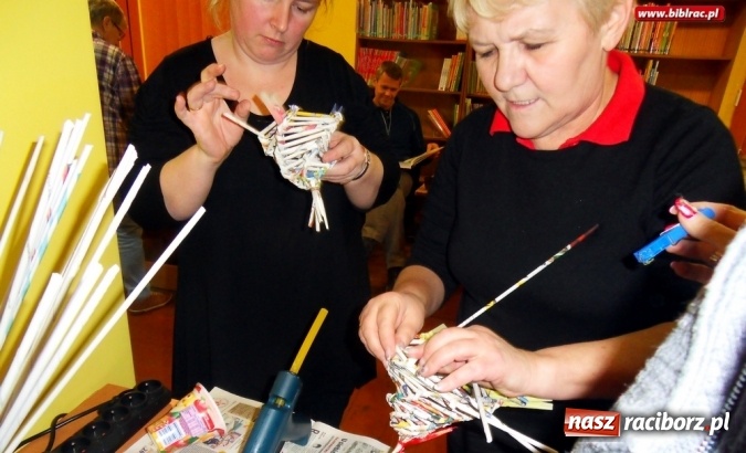 Zdjęcie w galerii na portalu naszraciborz.pl: Świąteczne warsztaty w bibliotece  wiadomości z regionu