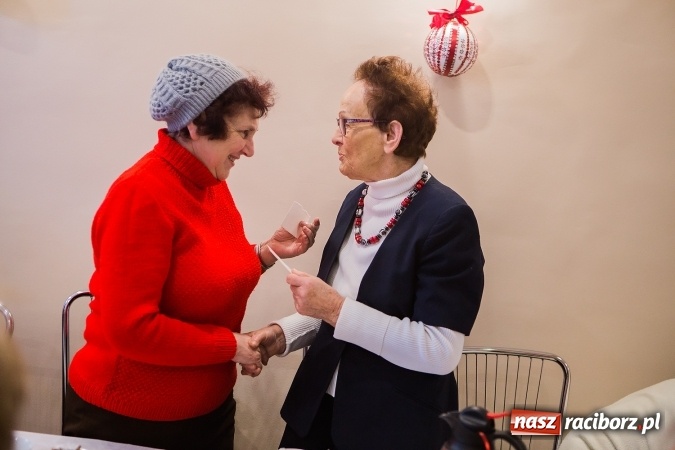 Zdjęcie w galerii na portalu naszraciborz.pl: Wigilia seniorów w klubie przy Staszica wiadomości z regionu