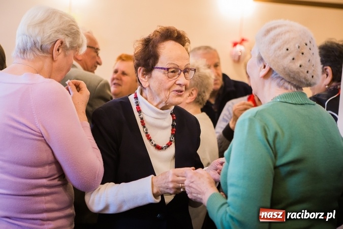 Zdjęcie w galerii na portalu naszraciborz.pl: Wigilia seniorów w klubie przy Staszica wiadomości z regionu