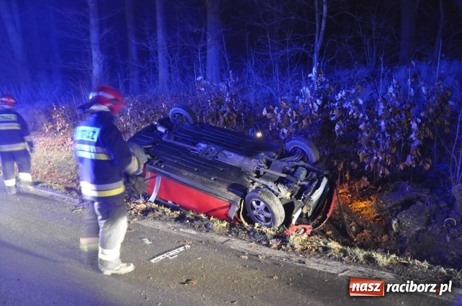 Zdjęcie w galerii na portalu naszraciborz.pl: Znalazł się kierowca mini coopera. Mężczyzna sam zgłosił się na komendę wiadomości z regionu