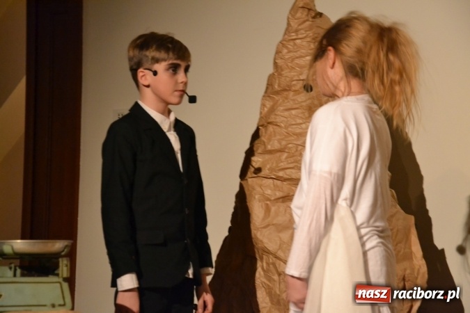 Zdjęcie w galerii na portalu naszraciborz.pl: Świąteczny wieczór z MDK na Zamku Piastowskim za nami  wiadomości z regionu