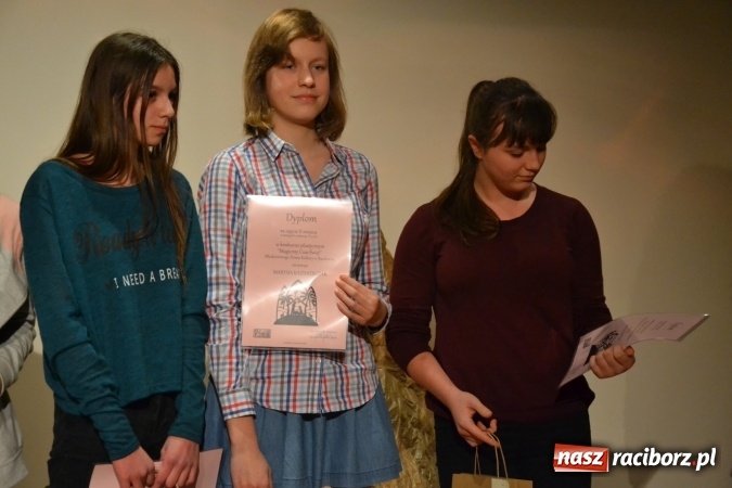 Zdjęcie w galerii na portalu naszraciborz.pl: Świąteczny wieczór z MDK na Zamku Piastowskim za nami  wiadomości z regionu