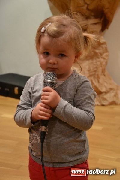 Zdjęcie w galerii na portalu naszraciborz.pl: Świąteczny wieczór z MDK na Zamku Piastowskim za nami  wiadomości z regionu