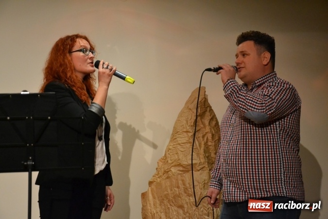 Zdjęcie w galerii na portalu naszraciborz.pl: Świąteczny wieczór z MDK na Zamku Piastowskim za nami  wiadomości z regionu