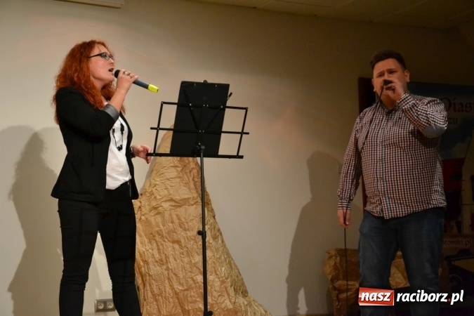 Zdjęcie w galerii na portalu naszraciborz.pl: Świąteczny wieczór z MDK na Zamku Piastowskim za nami  wiadomości z regionu