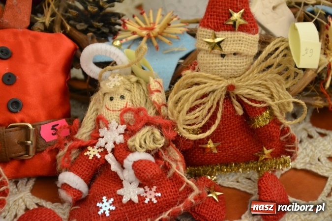 Zdjęcie w galerii na portalu naszraciborz.pl: Świąteczny wieczór z MDK na Zamku Piastowskim za nami  wiadomości z regionu