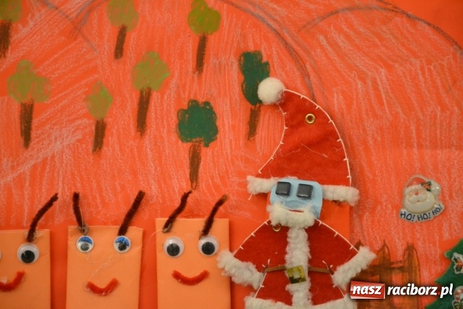 Zdjęcie w galerii na portalu naszraciborz.pl: Świąteczny wieczór z MDK na Zamku Piastowskim za nami  wiadomości z regionu