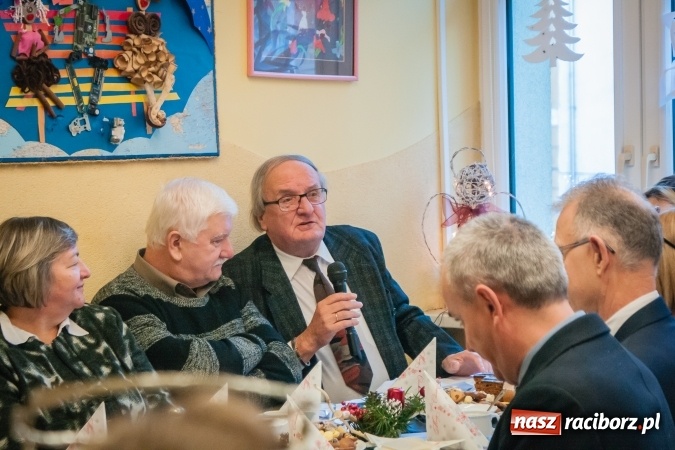Zdjęcie w galerii na portalu naszraciborz.pl: Wigilia w raciborskich Warsztatach Terapii Zajęciowej wiadomości z regionu